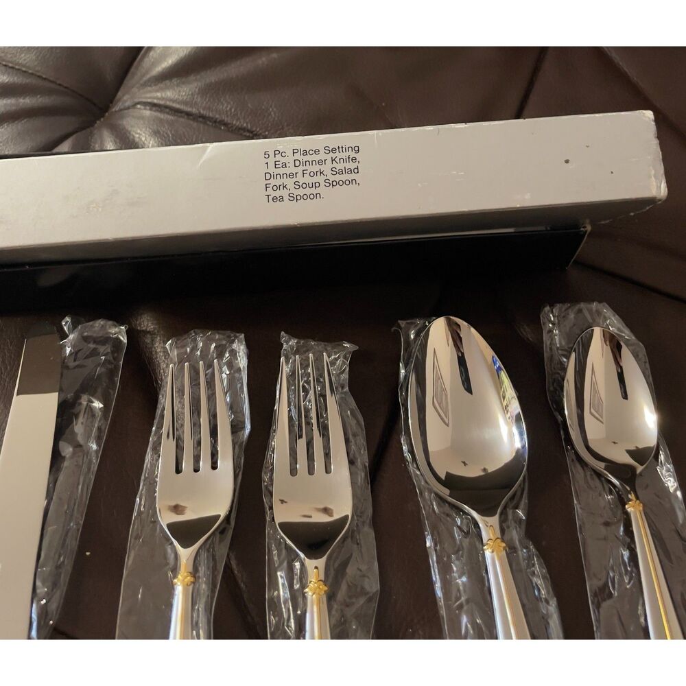 Mikasa Trapunto D’Oro Gold 5 Pc Place Setting Flatware Set 18/8 Japan NEW NOS